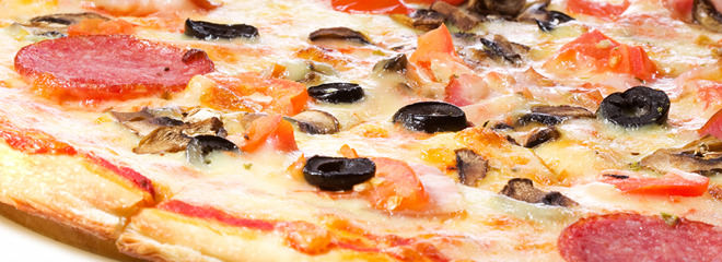 Herz-Form-Pizza